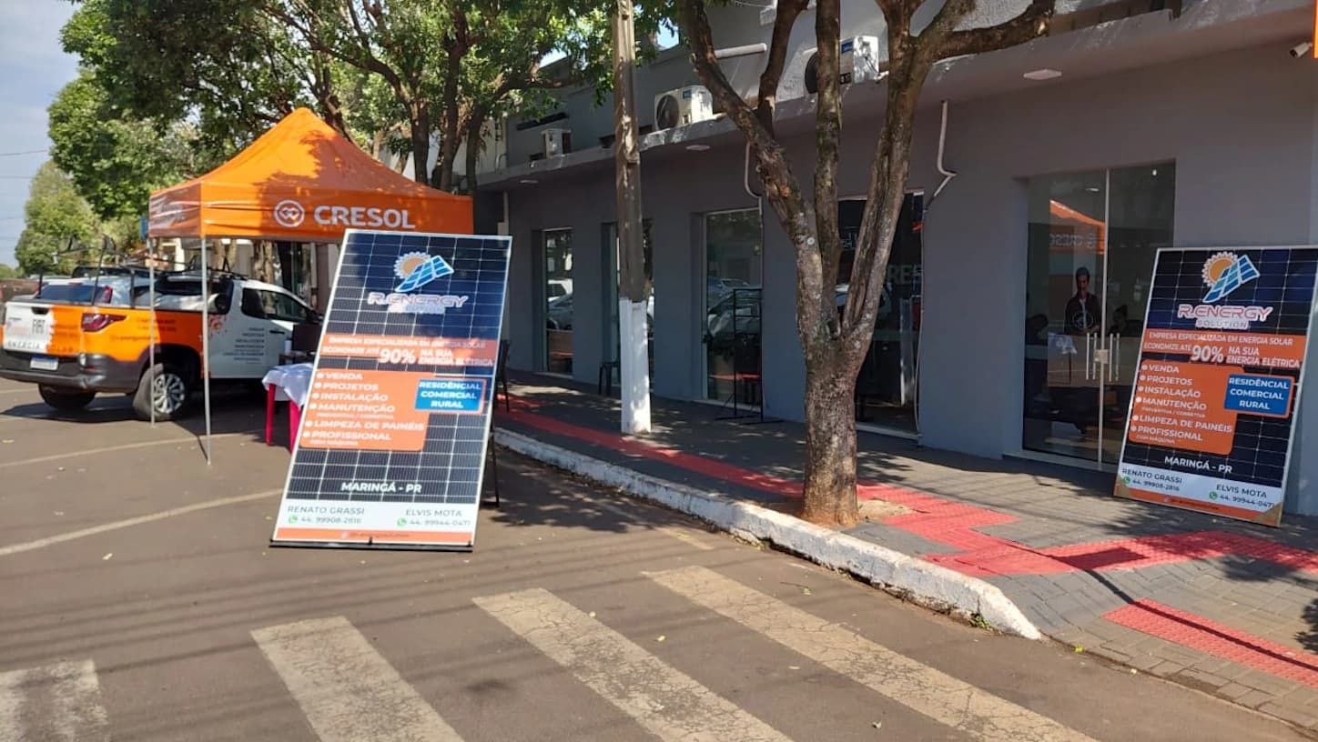 Estande da R.Energy Solution em evento rural